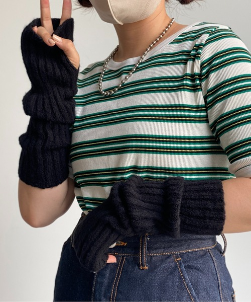 CPCM(シーピーシーエム)の「リブ編みニットアームウォーマー(アームカバー・レディース・ブラック/オレンジ/グリーン/アイボリー/モカ/ブルー・FREE)」の20枚目の写真