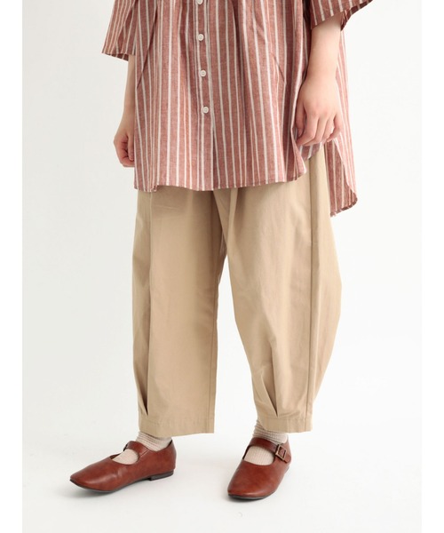 Samansa Mos2(サマンサ モスモス)の「イージーテーパードパンツ(その他パンツ・レディース・ブラック/ベージュ/オフホワイト・フリ-)」の4枚目の写真