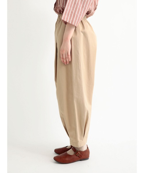 Samansa Mos2(サマンサ モスモス)の「イージーテーパードパンツ(その他パンツ・レディース・ブラック/ベージュ/オフホワイト・フリ-)」の14枚目の写真