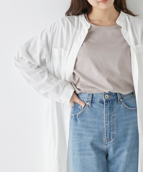 OMNES（オムネス）の「ラウンドヘムロングスリーブTシャツ（Tシャツ/カットソー・レディース・ホワイト/ライトグレー/ブラック/ピンク・FREE）」の4枚目の写真