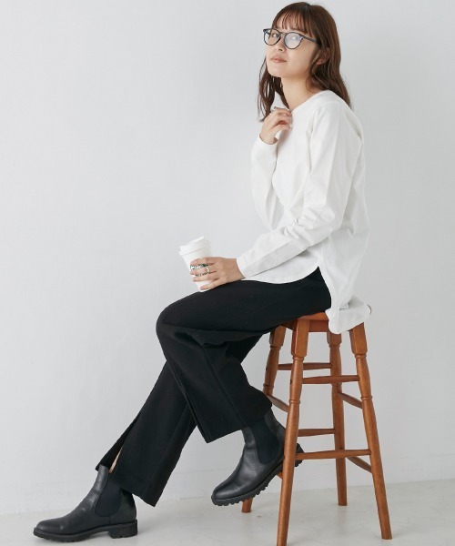 OMNES（オムネス）の「ラウンドヘムロングスリーブTシャツ（Tシャツ/カットソー・レディース・ホワイト/ライトグレー/ブラック/ピンク・FREE）」の8枚目の写真