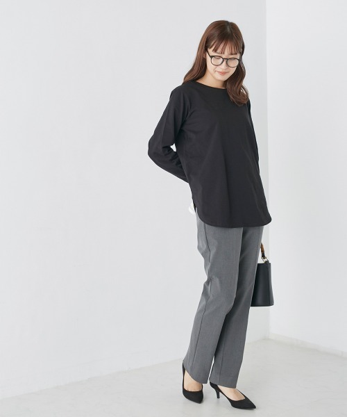 OMNES（オムネス）の「ラウンドヘムロングスリーブTシャツ（Tシャツ/カットソー・レディース・ホワイト/ライトグレー/ブラック/ピンク・FREE）」の11枚目の写真