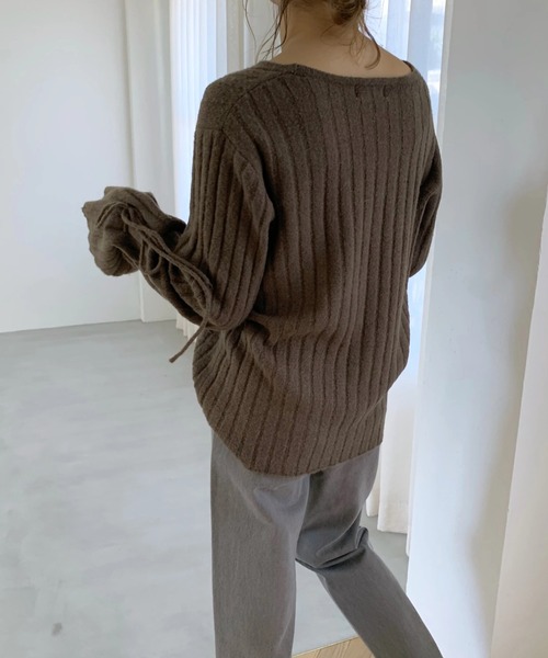 WILLFULLY（ウィルフリー）の「cuff shirring loop lib knit（ニット/セーター・レディース・ベージュ/モカ・FREE）」の10枚目の写真