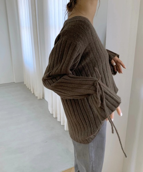 WILLFULLY（ウィルフリー）の「cuff shirring loop lib knit（ニット/セーター・レディース・ベージュ/モカ・FREE）」の22枚目の写真