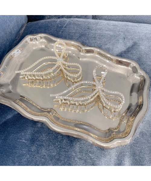 lilLilly(リルリリー)の「アシンメトリーリボンヘアクリップ(バレッタ/ヘアクリップ・レディース・ゴールド系その他/ゴールド系その他2・FREE)」の3枚目の写真