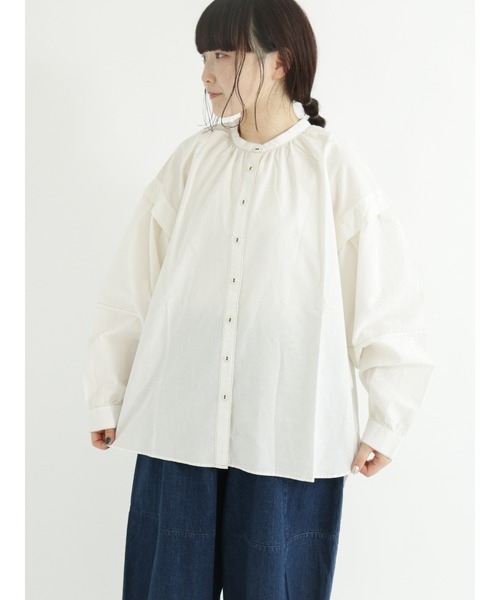 Samansa Mos2(サマンサ モスモス)の「袖切替配色ステッチシャツ(シャツ/ブラウス・レディース・ネイビー/オフホワイト/オレンジ・フリ-)」の2枚目の写真