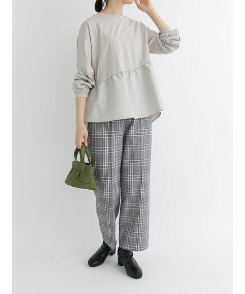 Samansa Mos2 blue(サマンサモスモスブルー)の「裾布帛ドッキングプルオーバー(Tシャツ/カットソー・レディース・ブラック/ネイビー/グレー・フリ-)」の15枚目の写真