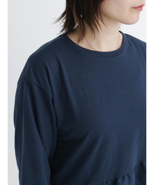 Samansa Mos2 blue(サマンサモスモスブルー)の「裾布帛ドッキングプルオーバー(Tシャツ/カットソー・レディース・ブラック/ネイビー/グレー・フリ-)」の6枚目の写真