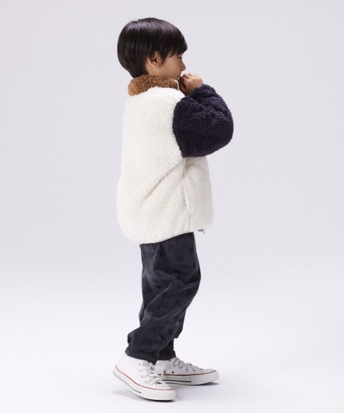 BIG FIELD（ビッグフィールド）の「ボアフリースクレイジージャケット（90～150cm）（その他アウター・キッズ・ブラック/アイボリー・90/100/110/120/130/140/150）」の4枚目の写真