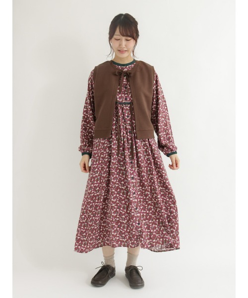 Samansa Mos2(サマンサ モスモス)の「パイピング花柄ワンピース(ワンピース・レディース・ベージュ/パープル/チャコール・フリ-)」の9枚目の写真