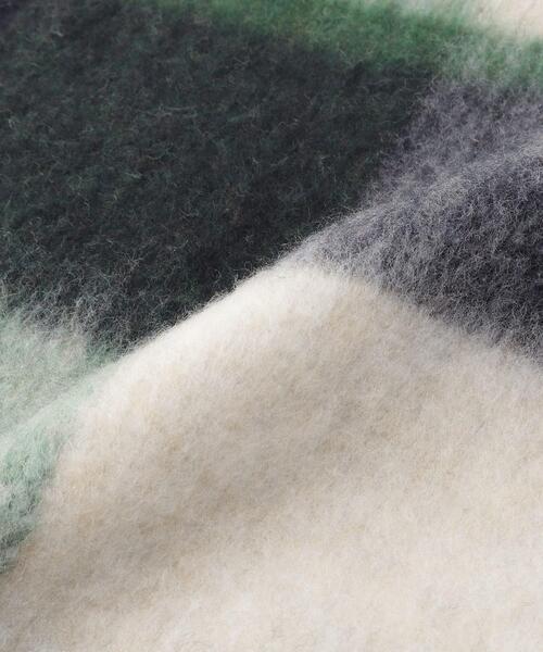 tk.TAKEO KIKUCHI（ティーケータケオキクチ）の「◆ブークレチェックマフラー（マフラー・メンズ・ダークグリーン系8/ネイビー系5・00）」の6枚目の写真