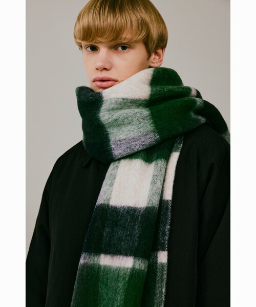 tk.TAKEO KIKUCHI（ティーケータケオキクチ）の「◆ブークレチェックマフラー（マフラー・メンズ・ダークグリーン系8/ネイビー系5・00）」の9枚目の写真