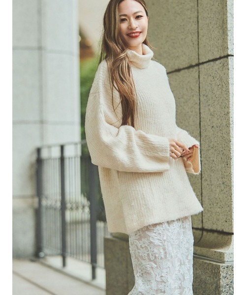 DURAS（デュラス）の「モヘア風オフタートルチュニック（ニット/セーター・レディース・アイボリー/ブラック/パープル・FREE）」の2枚目の写真