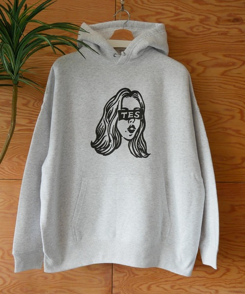 The Endless Summer(エンドレスサマー)の「【WEB / FLAG SHOP限定】「TES TAKE IT EASY」 BIG SWEAT PARKA /オーバーサイズ・ビッグシルエット・パーカー(スウェット・メンズ・その他4/その他7/その他6/その他8/その他1/その他2/その他3/その他5・MEDIUM/LARGE/X-LARGE)」の4枚目の写真
