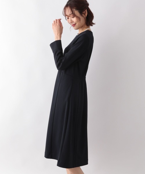 GLOBAL WORK(グローバルワーク)の「スゴラクストレッチAラインワンピース/124263(ワンピース・レディース・ブラック/ネイビー・MEDIUM/LARGE)」の4枚目の写真