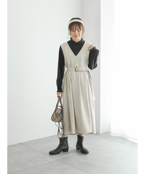 ehka sopo（エヘカソポ）の「Vネックベルト付ジャンスカ（ジャンパースカート・レディース・ベージュ/グリーン/ブラック・ﾌﾘ-）」の16枚目の写真