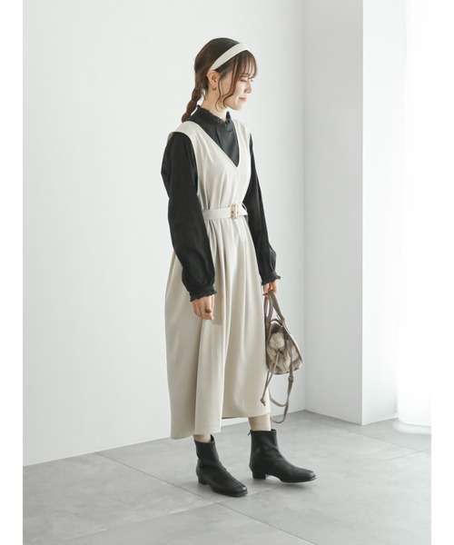 ehka sopo（エヘカソポ）の「Vネックベルト付ジャンスカ（ジャンパースカート・レディース・ベージュ/グリーン/ブラック・ﾌﾘ-）」の17枚目の写真