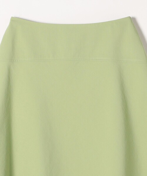 SHIPS any（シップス エニィ）の「SHIPS any:〈洗濯機可能〉フレア ミディ スプリング スカート（スカート・レディース・ベージュ/ライトグリーン/ネイビー・36/38）」の5枚目の写真