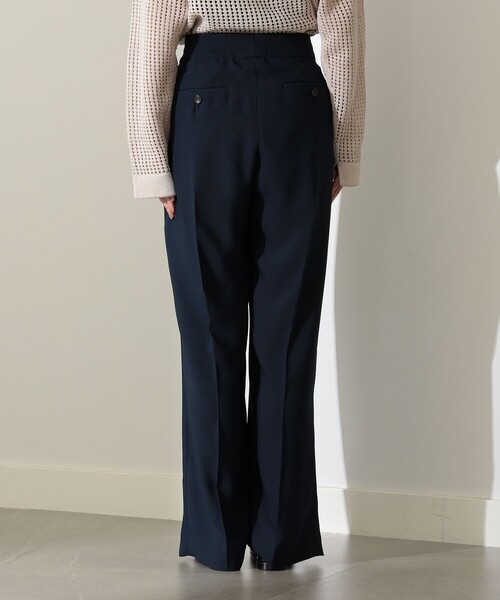 Demi-Luxe BEAMS(デミルクス ビームス)の「Demi-Luxe BEAMS / ドビークロス タックパンツ(その他パンツ・レディース・ネイビー/マスタード・36/38)」の4枚目の写真