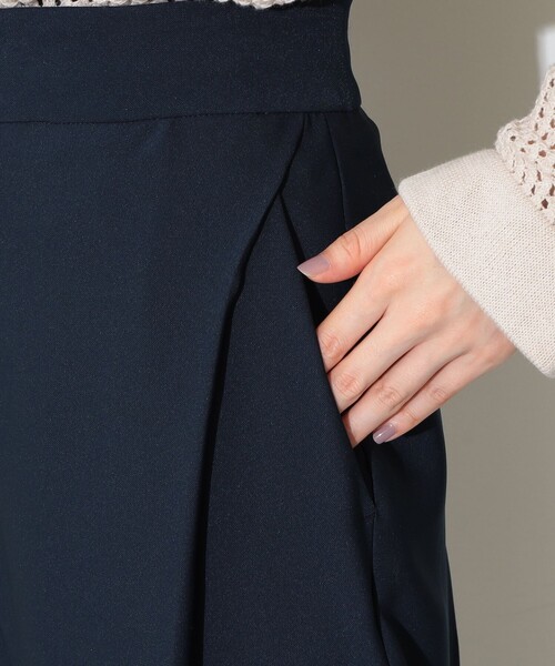 Demi-Luxe BEAMS(デミルクス ビームス)の「Demi-Luxe BEAMS / ドビークロス タックパンツ(その他パンツ・レディース・ネイビー/マスタード・36/38)」の10枚目の写真