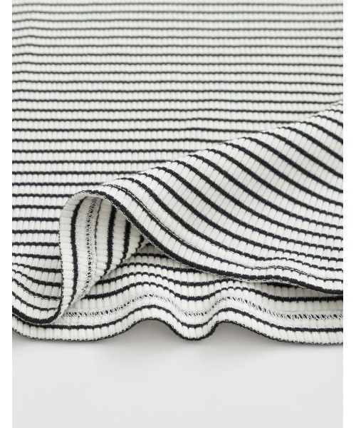 Re:EDIT（リエディ）の「スクエアネックフライスリブボーダータンクトップ（タンクトップ・レディース・ホワイト×ブラック/ブラック×ホワイト・MEDIUM/LARGE）」の5枚目の写真