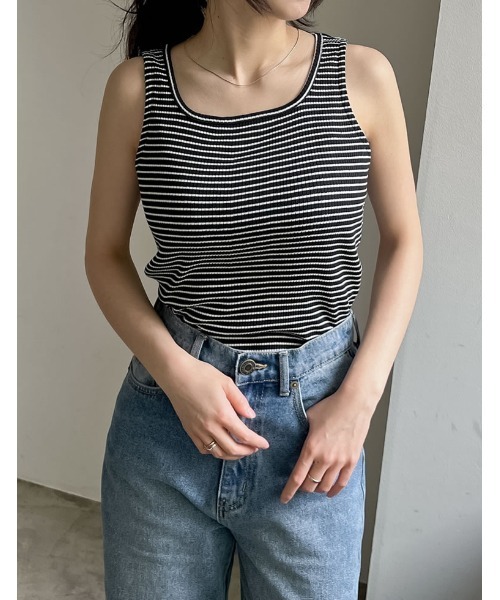 Re:EDIT（リエディ）の「スクエアネックフライスリブボーダータンクトップ（タンクトップ・レディース・ホワイト×ブラック/ブラック×ホワイト・MEDIUM/LARGE）」の11枚目の写真