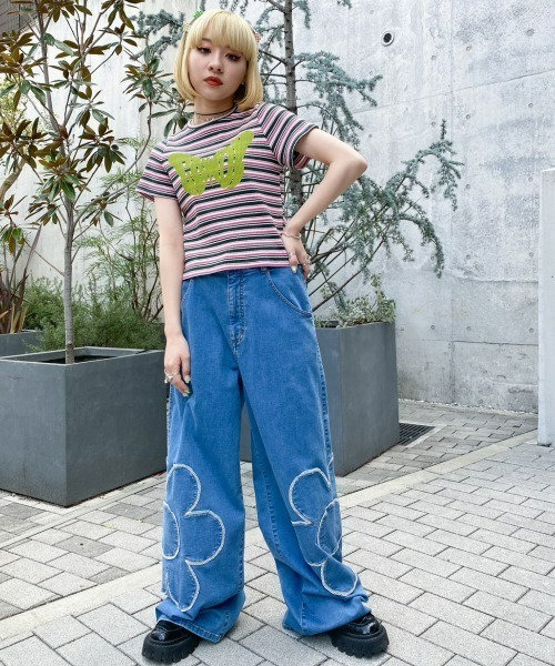 Candy Stripper（キャンディストリッパー）の「CHEER UP BORDER COMPACT Tシャツ（Tシャツ/カットソー・レディース・ライトブルー/ブラック×ホワイト/グリーン×ピンク・2）」の16枚目の写真