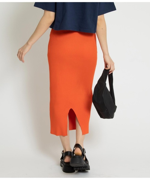 ANAP（アナップ）の「リブニットナロースカート（スカート・レディース・オレンジ/ベージュ系その他/イエロー×グリーン/ブラック/モカ・FREE）」の15枚目の写真