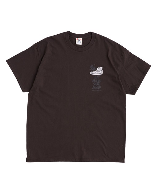 WHO'S WHO gallery（フーズフーギャラリー）の「COOPER FACT スニーカービッグTEE（Tシャツ/カットソー・レディース・ブラック/ホワイト/ブラウン/ベージュ/ネイビー/チャコールグレー・FREE）」の18枚目の写真