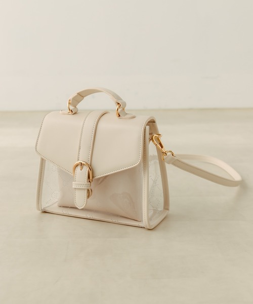 OLIVE des OLIVE（オリーブデオリーブ）の「オリジナルモノグラムPVCバッグ　1031120140（ショルダーバッグ・レディース・アイボリー/ブラック・FREE）」の17枚目の写真