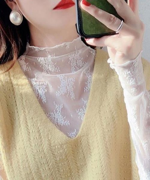 DAY CLOSET(デイ クローゼット)の「レディース 長袖刺繍レースメロウフリルシアートップス(シャツ/ブラウス・レディース・ブラック/アイボリー/ホワイト/ブラウン・ONE SIZE)」の2枚目の写真
