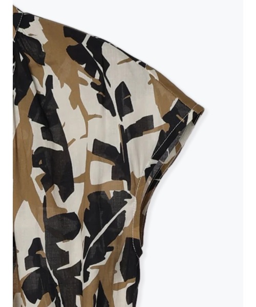 Te chichi CLASSIC(テチチクラシック)の「【Deveaux】コットンプリントワンピース(ワンピース・レディース・ベージュ/ネイビー・F)」の15枚目の写真