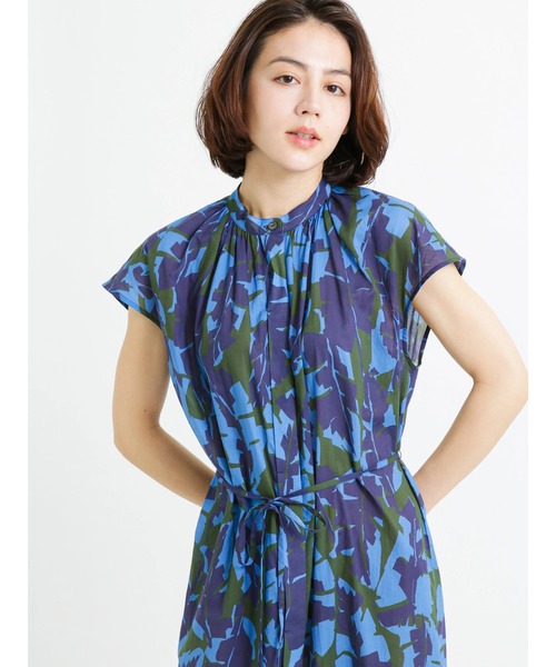 Te chichi CLASSIC(テチチクラシック)の「【Deveaux】コットンプリントワンピース(ワンピース・レディース・ベージュ/ネイビー・F)」の9枚目の写真