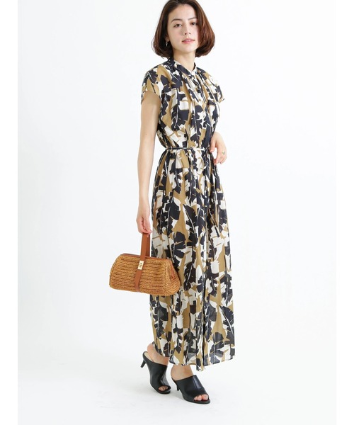 Te chichi CLASSIC(テチチクラシック)の「【Deveaux】コットンプリントワンピース(ワンピース・レディース・ベージュ/ネイビー・F)」の10枚目の写真