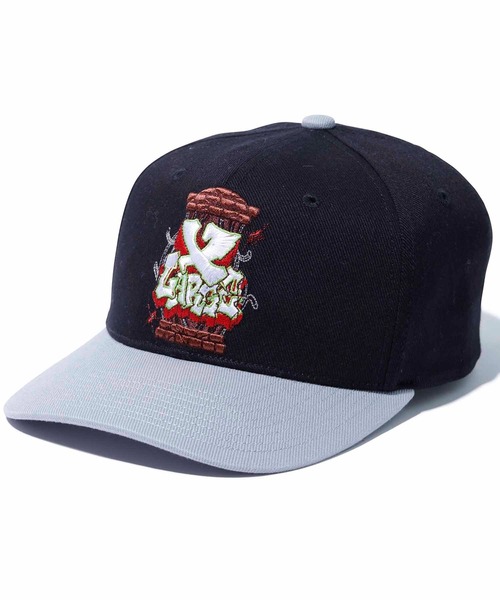 XLARGE(エクストララージ)の「SMASH A CAGE 2TONE CAP(キャップ・メンズ・ブラウン/ブラック/ネイビー・ONE SIZE)」の2枚目の写真