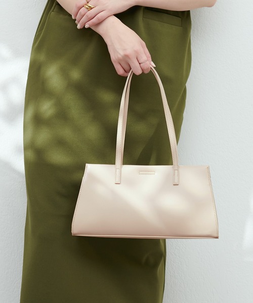 natural couture(ナチュラルクチュール)の「ガラス横長肩入れトートバッグ(ショルダーバッグ・レディース・ピンク/ブラック/アイボリー・FREE)」の10枚目の写真