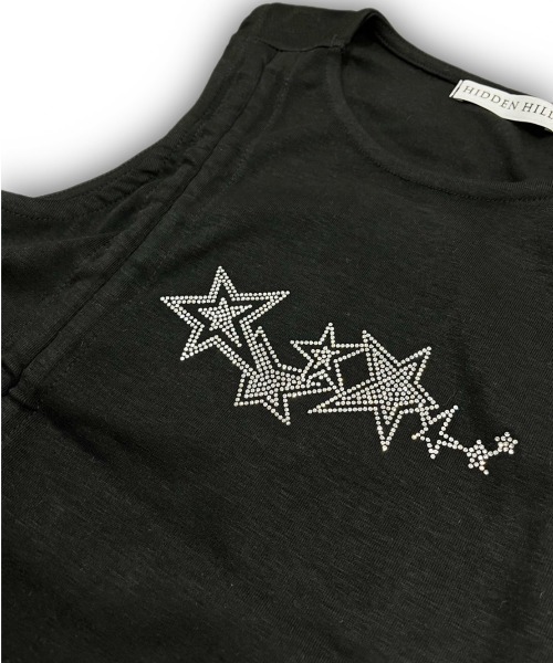 XU（エックスユー）の「ストリートファッション XU エックスユー unbalance shirring top アンバランストップス シャーリングトップス スリーブレス ノースリーブ（タンクトップ・レディース・ブラック/カーキ・ONE SIZE）」の4枚目の写真