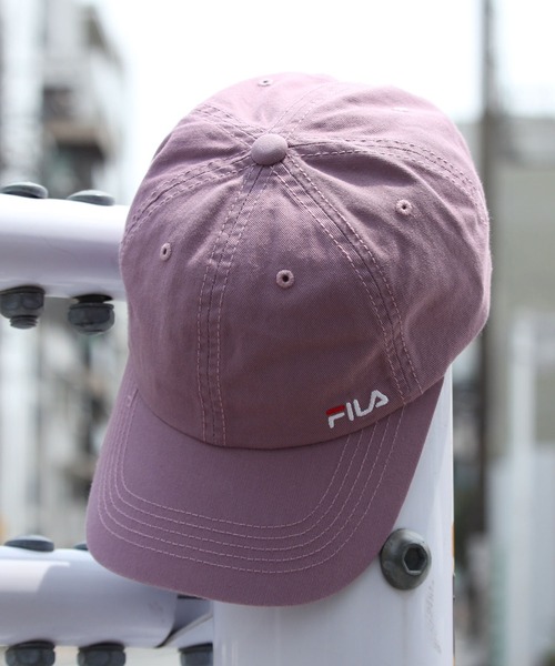 FILA（フィラ）の「【FILA/フィラ】ブランドロゴ刺繍オーガニックコットンツイルキャップ（キャップ・メンズ・ベージュ/ネイビー/イエロー系/オレンジ系/ブラック/ダークパープル/ホワイト・FREE）」の5枚目の写真