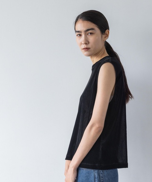 yuw(ユウ)の「フロッキーベロアTシャツノースリーブ 974101(Tシャツ/カットソー・レディース・アイボリー/ブラック・FREE)」の15枚目の写真