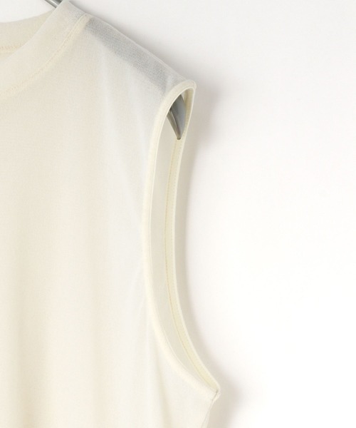 yuw(ユウ)の「フロッキーベロアTシャツノースリーブ 974101(Tシャツ/カットソー・レディース・アイボリー/ブラック・FREE)」の10枚目の写真