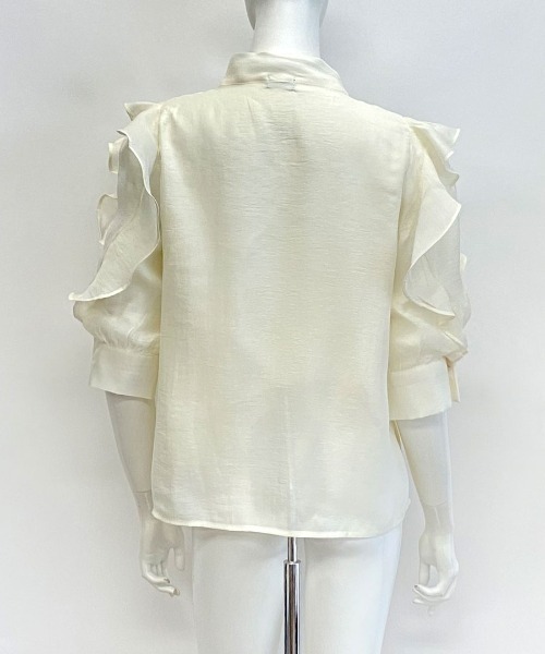 Riff（リフ）の「ボウタイフリル5分袖トップス（シャツ/ブラウス・レディース・アイボリー・L/M）」の3枚目の写真