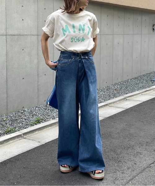 mi via loca（ミヴィアロカ）の「FRUIT of THE LOOM ペイントロゴTシャツ（Tシャツ/カットソー・レディース・ブラック/オフホワイト/ナチュラル・LARGE/X-LARGE）」の8枚目の写真