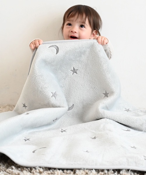 PUPPAPUPO(プッパプーポ)の「ベビーブランケット 【フランネル】 レギュラーサイズ(ベビー寝具/家具・キッズ・グレー/グリーン/アイボリー/ピンク/モカ/ホワイト系その他/ブラウン系その他/ホワイト系その他2/ホワイト系その他3/グリーン系その他/ブラウン系その他3/ホワイト×イエロー/グレー系その他/ホワイト系その他5/ピンク系その他/ホワイト系その他6/ホワイト系その他7/ベビーピンク/ブラウン系その他4/ホワイト系その他4/ブラウン系その他2・M)」の12枚目の写真