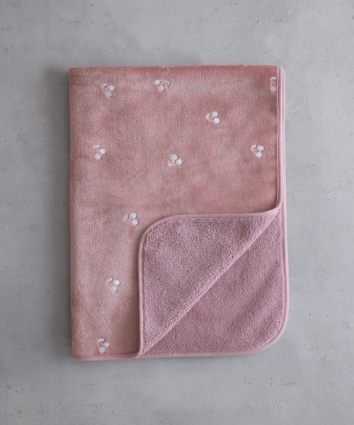 PUPPAPUPO(プッパプーポ)の「ベビーブランケット 【フランネル】 レギュラーサイズ(ベビー寝具/家具・キッズ・グレー/グリーン/アイボリー/ピンク/モカ/ホワイト系その他/ブラウン系その他/ホワイト系その他2/ホワイト系その他3/グリーン系その他/ブラウン系その他3/ホワイト×イエロー/グレー系その他/ホワイト系その他5/ピンク系その他/ホワイト系その他6/ホワイト系その他7/ベビーピンク/ブラウン系その他4/ホワイト系その他4/ブラウン系その他2・M)」の21枚目の写真