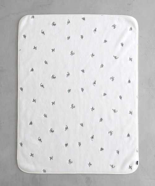 PUPPAPUPO(プッパプーポ)の「ベビーブランケット 【フランネル】 レギュラーサイズ(ベビー寝具/家具・キッズ・グレー/グリーン/アイボリー/ピンク/モカ/ホワイト系その他/ブラウン系その他/ホワイト系その他2/ホワイト系その他3/グリーン系その他/ブラウン系その他3/ホワイト×イエロー/グレー系その他/ホワイト系その他5/ピンク系その他/ホワイト系その他6/ホワイト系その他7/ベビーピンク/ブラウン系その他4/ホワイト系その他4/ブラウン系その他2・M)」の5枚目の写真