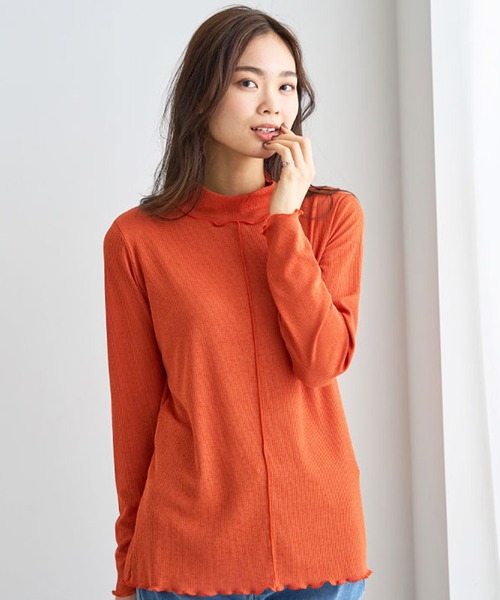 BELLUNA(ベルーナ)の「シアー楊柳素材ハイネックプルオーバー(Tシャツ/カットソー・レディース・ブラック/モカ/ブルー/オレンジ・MEDIUM/LARGE/X-LARGE)」の4枚目の写真