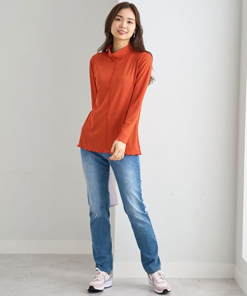 BELLUNA(ベルーナ)の「シアー楊柳素材ハイネックプルオーバー(Tシャツ/カットソー・レディース・ブラック/モカ/ブルー/オレンジ・MEDIUM/LARGE/X-LARGE)」の9枚目の写真