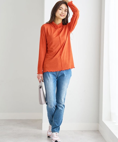 BELLUNA(ベルーナ)の「シアー楊柳素材ハイネックプルオーバー(Tシャツ/カットソー・レディース・ブラック/モカ/ブルー/オレンジ・MEDIUM/LARGE/X-LARGE)」の11枚目の写真