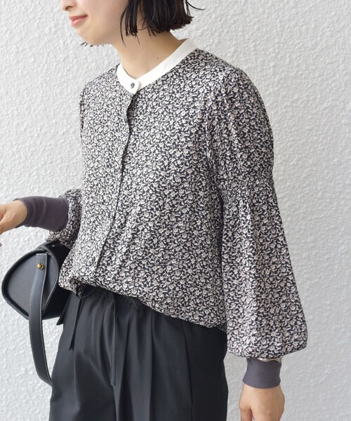SHIPS(シップス)の「* 〈手洗い可能〉フラワー プリント 配色 ブラウス ◇(シャツ/ブラウス・レディース・ブラック系/グリーン・ONE SIZE)」の19枚目の写真