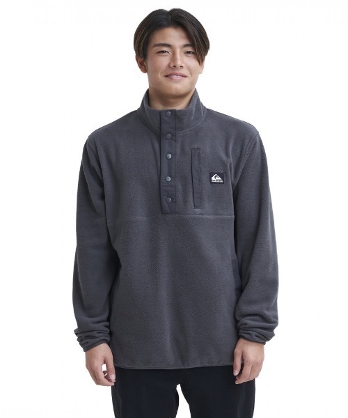 Quiksilver(クイックシルバー)の「NO DESTINATION 2 HAL/クイックシルバーワンポイントフリースジャケット(ブルゾン・メンズ・ブラック/ホワイト/グリーン/ブラック系その他・MEDIUM/X-LARGE/LARGE/SMALL)」の4枚目の写真